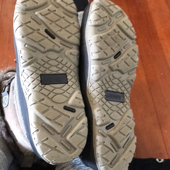 Snow boots - Picture 3 of 4